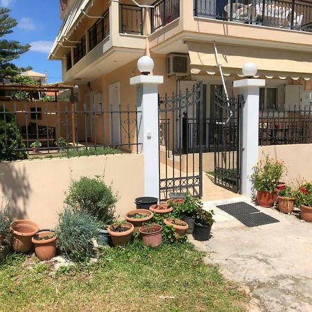 Artemis Apartments Лефкада Екстериор снимка